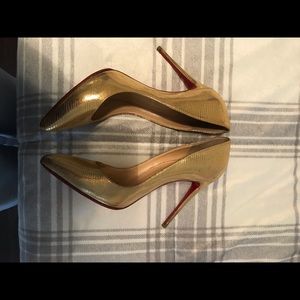 Christian Louboutin Pigalle Follies Laminato Dino